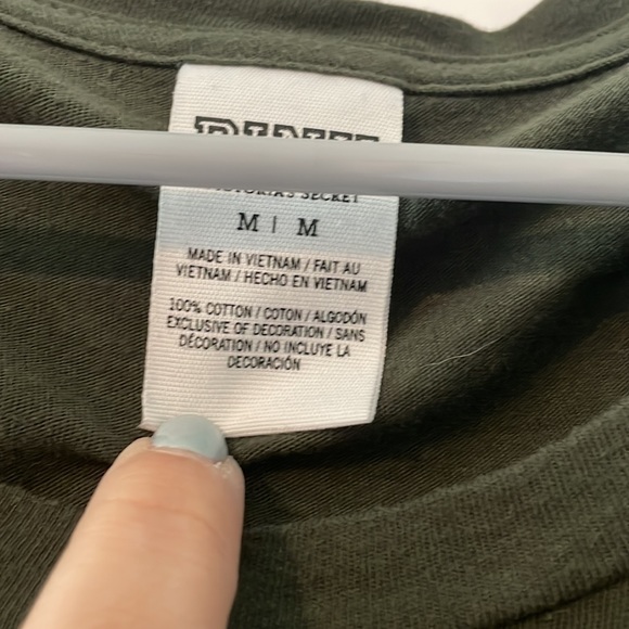 Pink tee - Picture 2 of 2